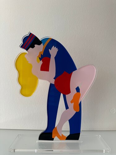 A famous kiss van Marco Lodola, Beeldhouwwerk te koop op Singulart