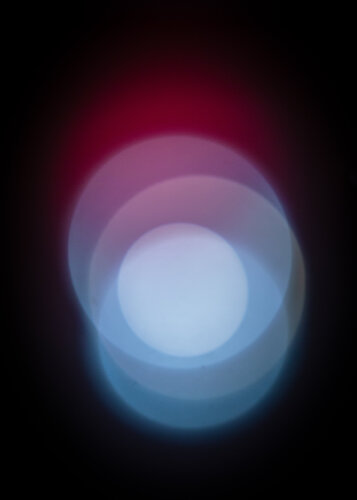 Eclipse LightBlue/Red  #4 von Colin Fincoeur, Fotografie kaufen auf Singulart