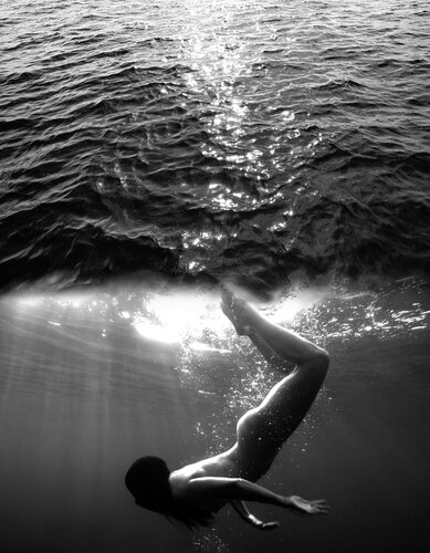 Within the line #04 di Beatriz Minguez de Molina, Fotografia in vendita su Singulart