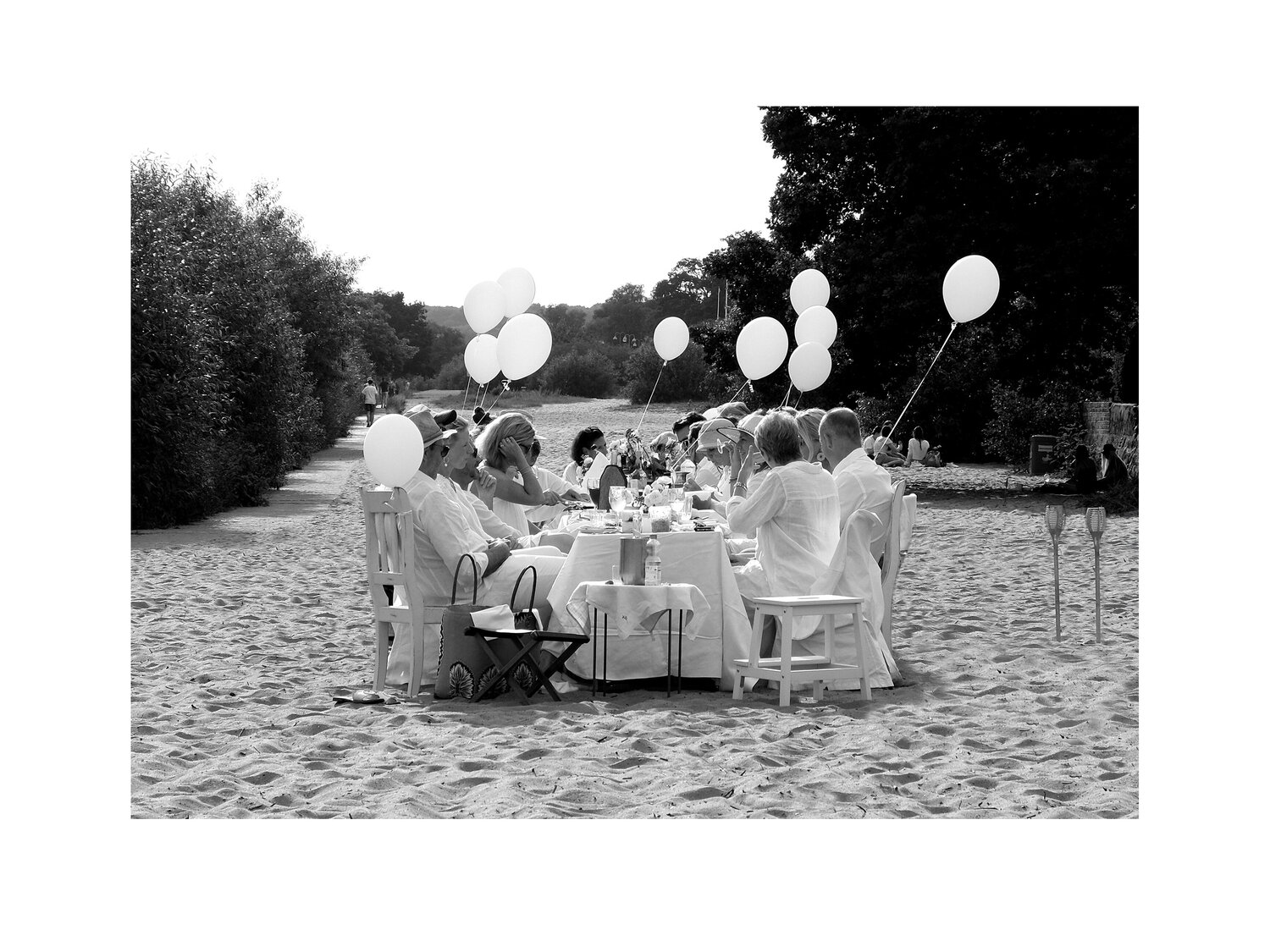 White dinner I Blankenese, Hamburg Marijon Walter