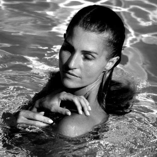 Water Series - Mermaid No.27 van Sabine Siewert, Fotografie te koop op Singulart