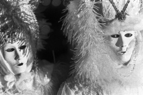 Carnevale a Venezia by Gianfranco Memmi, Photography for Sale on Singulart