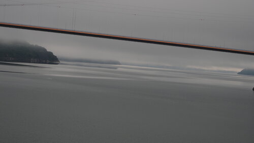 Nebel in den Fjorden von Norwegen di Volker Vieregg, Fotografia in vendita su Singulart