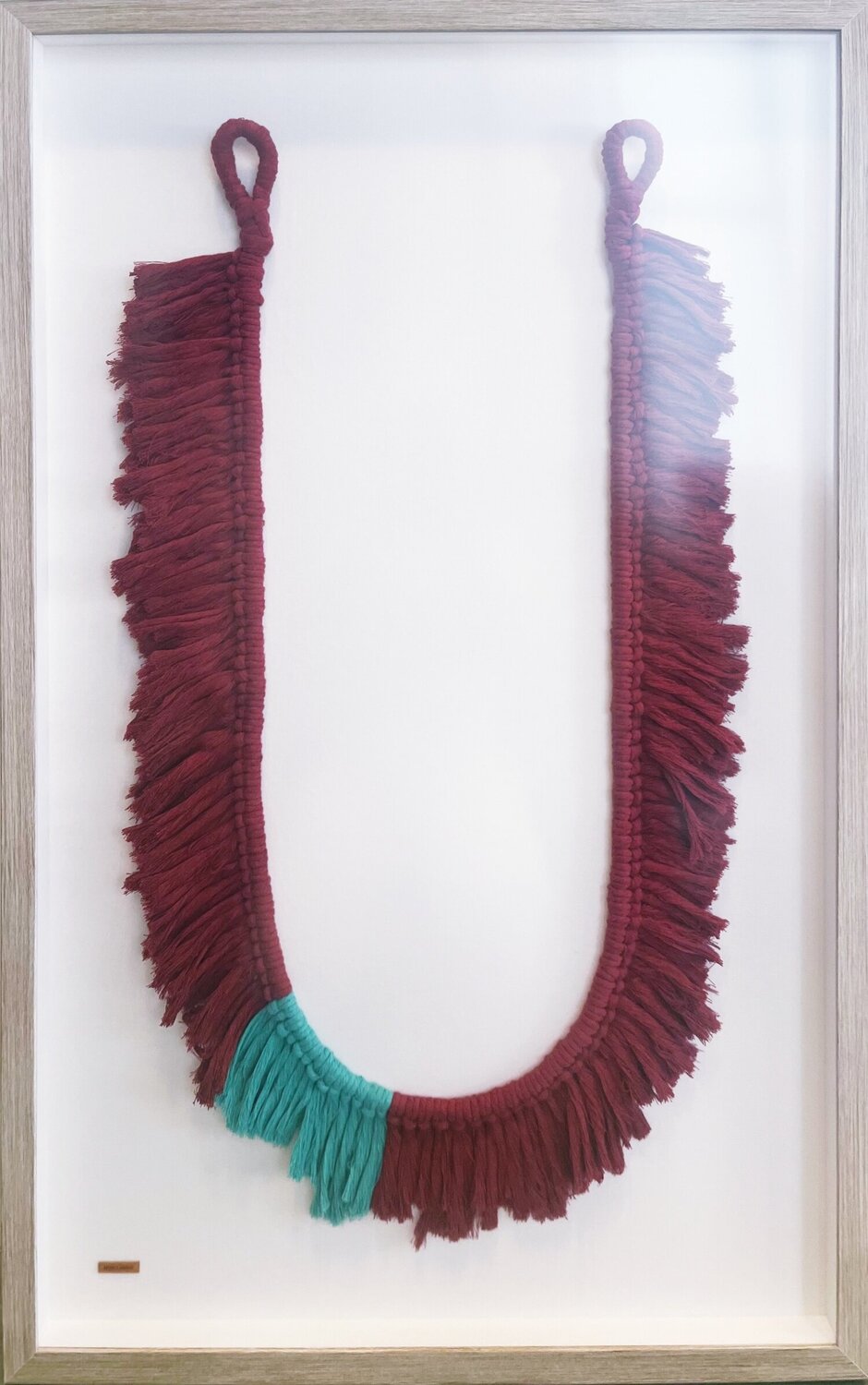 Burgundy fringe necklace Monica Avayou Textil zu verkaufen