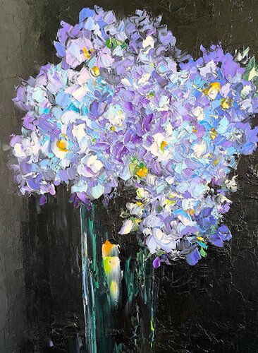 Dark Elegance – Hydrangea by Maria Slynko, Painting for Sale on Singulart