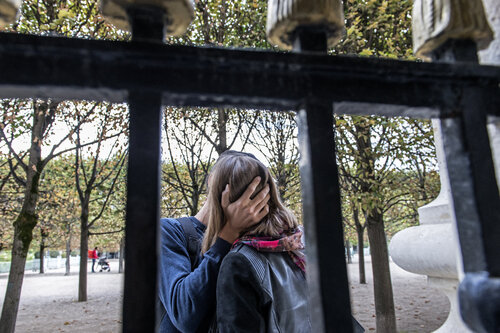 La main de l'amoureux by Robert Bared, Photography for Sale on Singulart