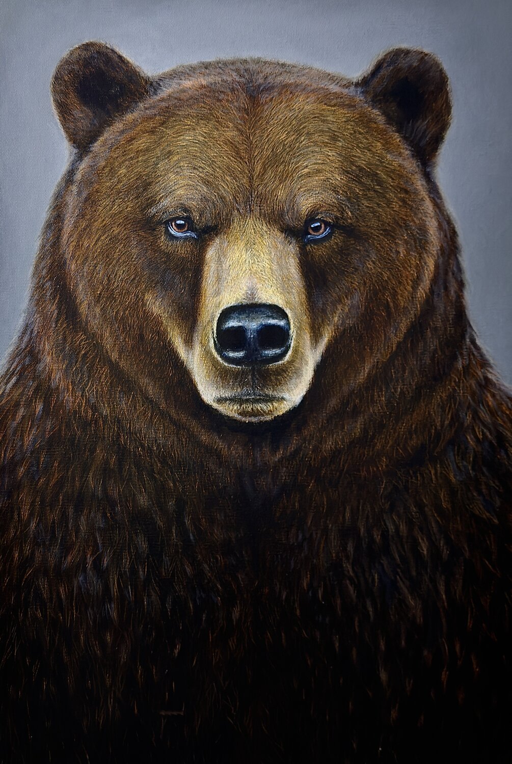 Grizzly bear Elena Dmitrenko