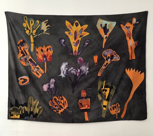 Homesick flowers n1 von Valeriya Tarasenko, Textil kaufen auf Singulart