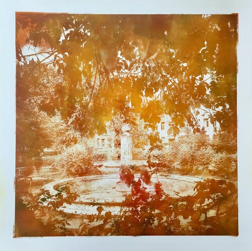Abandoned fountain n1 by Valeriya Tarasenko, Photography for Sale on Singulart