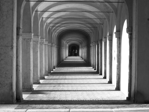 loggiato_1 Cappuccini Comacchio van Nicola  Luciani , Fotografie te koop op Singulart