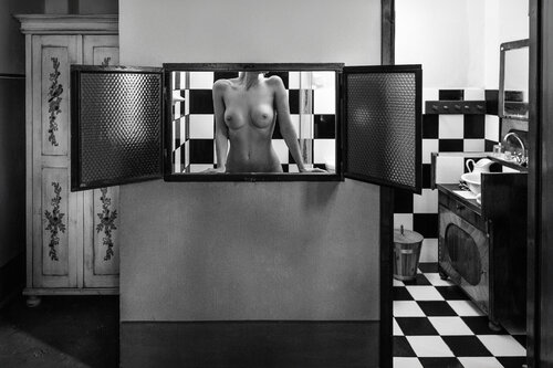 L´Hotel XIX_The Open Wall von Joachim Bergauer, Fotografie kaufen auf Singulart