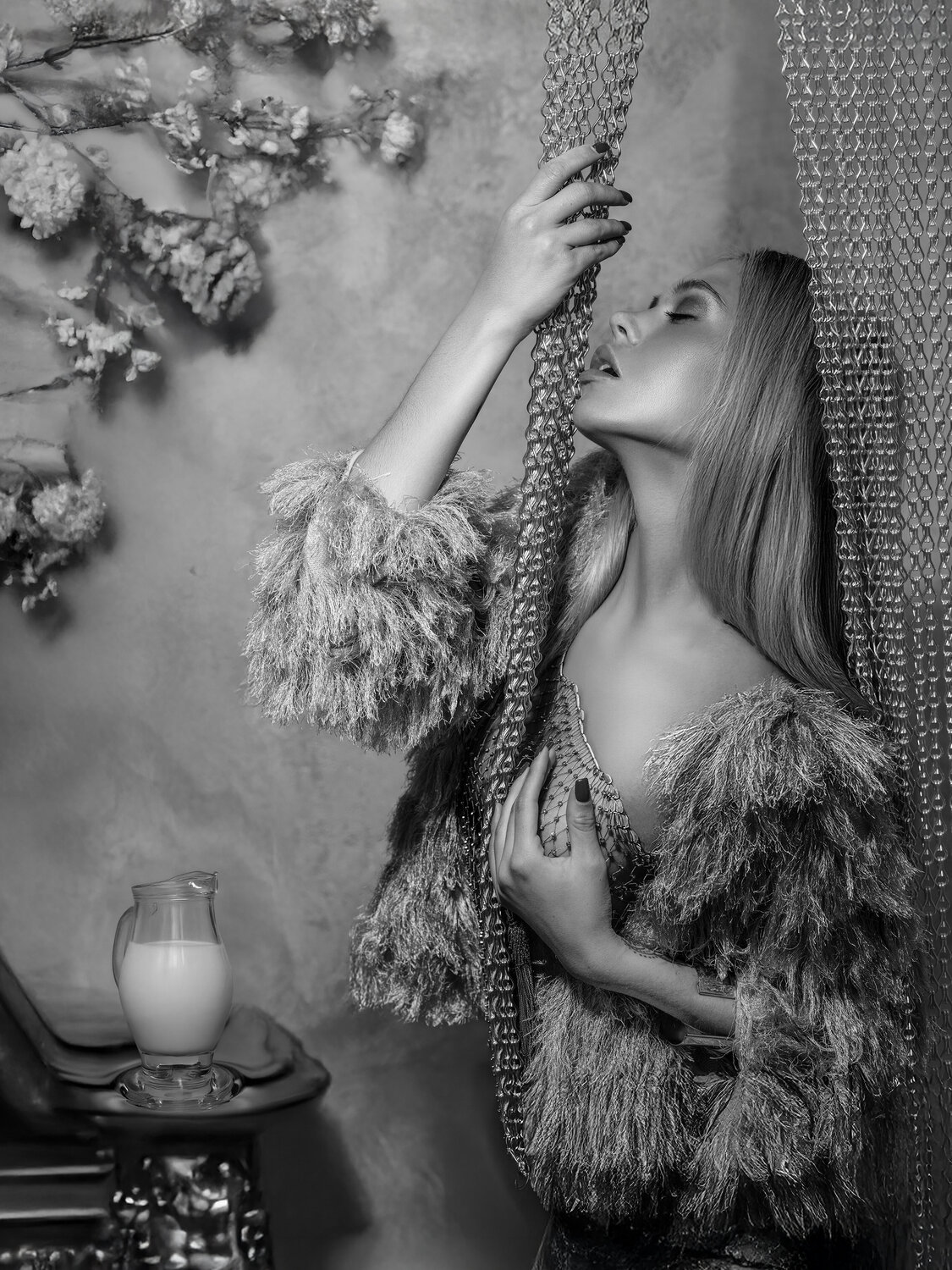 Milk & Chains Joachim Bergauer