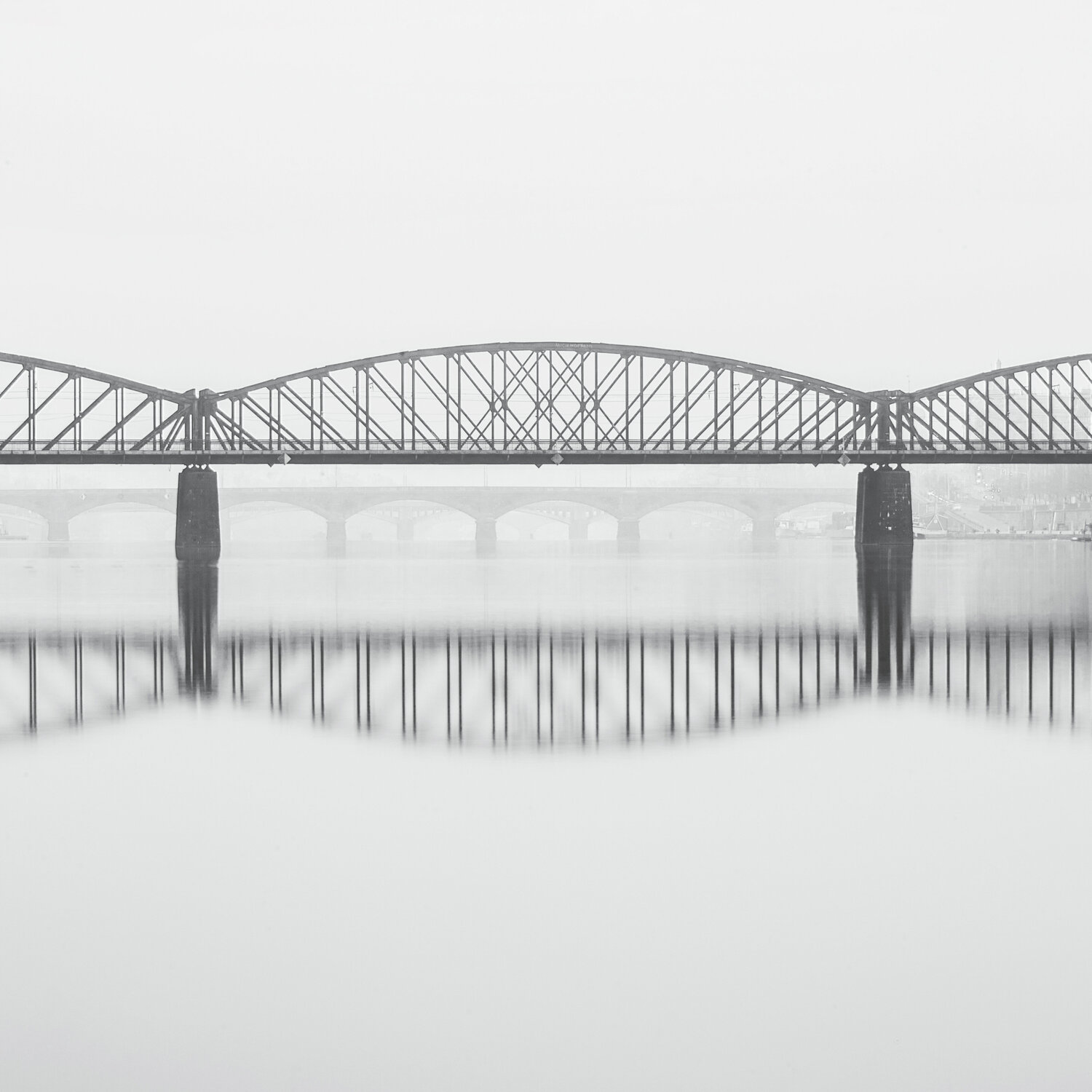 Mirror 100x100 cm Peter Cech Photography for sale