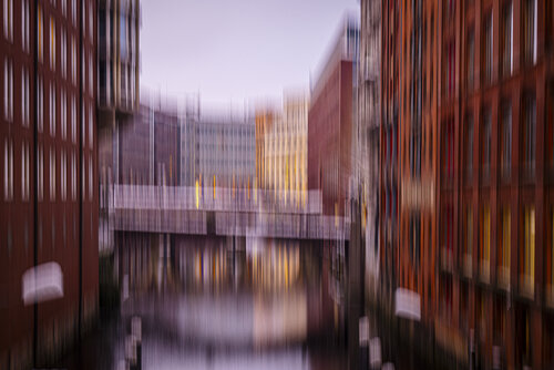 Fassadenreich von Christina Lourenco, Fotografie kaufen auf Singulart