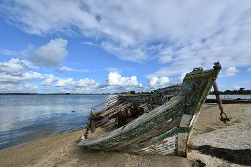 Perspective sur une vie de Labeur par Philippe GUENIN, Photographie en vente sur Singulart