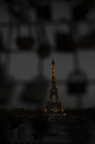 Point D’ Vue by Olya Hill, 사진 for Sale on Singulart