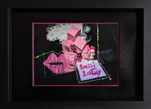 Bussi Baby by Eva Silberknoll, Photography for Sale on Singulart