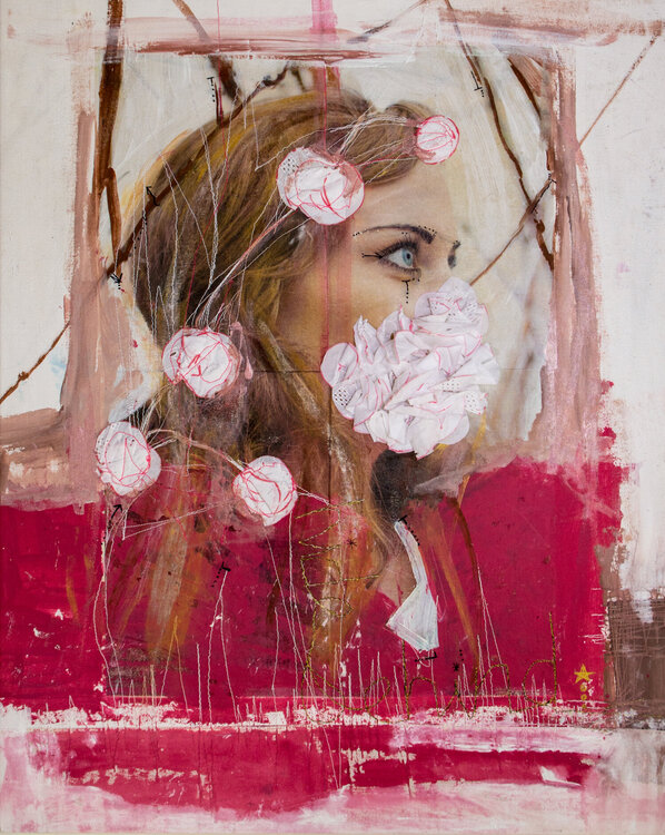 hide behind Eva Silberknoll