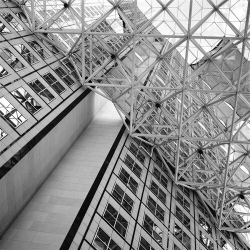 Building detail Downtown Miami, FL van Rudy Umans, Fotografie te koop op Singulart