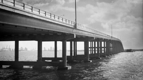 William M Powell bridge, Miami di Rudy Umans, Fotografia in vendita su Singulart