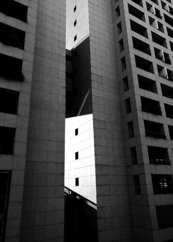 Eurosky Tower de Annett Siviglia-Mann, Fotografía a la venta en Singulart