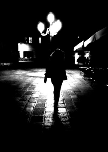 Donna di Notte di Annett Siviglia-Mann, Fotografia in vendita su Singulart