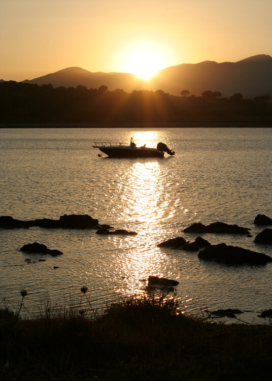 Boot bei Sonnenuntergang Annett Siviglia-Mann
