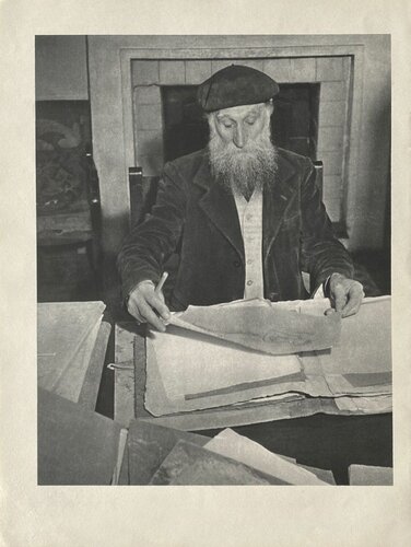 Aristide Maillol's portrait by Brassaï van VERVE Revue, Afdruk te koop op Singulart