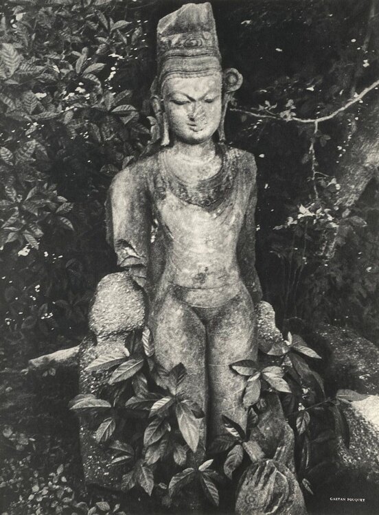 Buddha by explorer Gaetan Fouquet VERVE Revue