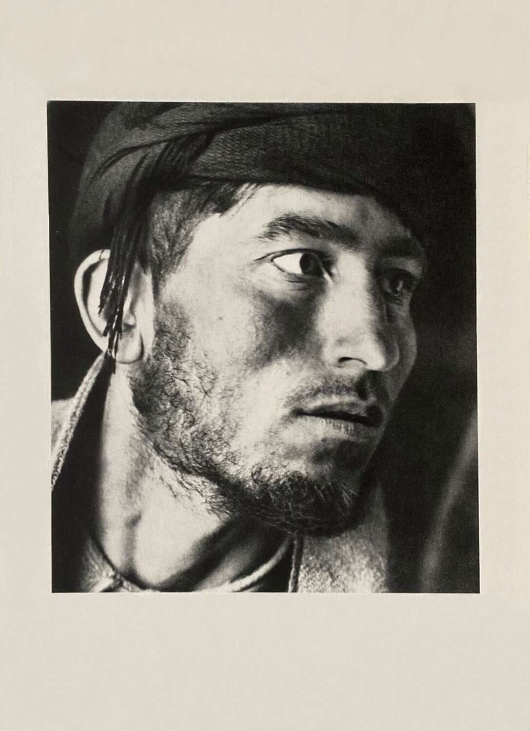 Portrait of a Cretan shepherd by Herbert List VERVE Revue Druck zu verkaufen