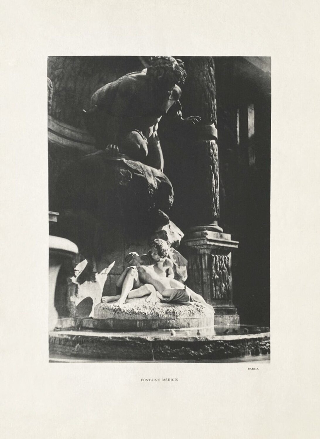 Medicis Fountain in Paris by Barna VERVE Revue Druck zu verkaufen