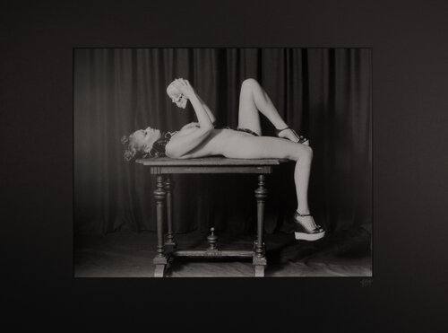 Olya Salomé III Johnny Welch