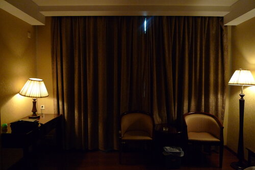 The Waiting room van John Brooks, Fotografie te koop op Singulart