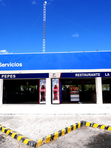 Yucatan restaurant von John Brooks, Fotografie kaufen auf Singulart