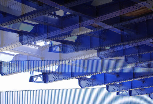 Blue across and below von John Brooks, Fotografie kaufen auf Singulart