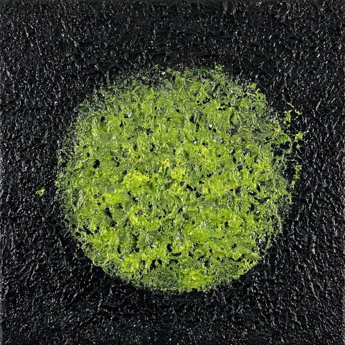 Round Mossy Art no. 2540 by Klara Gunnlaugsdottir, Painting for Sale on Singulart
