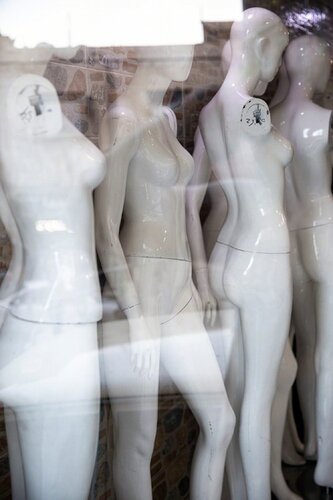 Display van Rachel Lauren, Fotografie te koop op Singulart