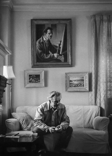 Benton on the Couch (Thomas Hart Benton Plate #28) van Michael Mardikes, Fotografie te koop op Singulart