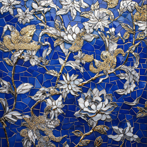Melanie Sherman 240524-03 (Ceramic, Mosaic, Greek, Roman, Ancient, Blue, White, Gold, Flower, Floral) par Lord Fauntleroy, Photographie en vente sur Singulart