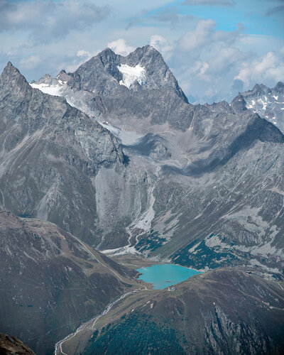 turquoise by Merten Riesner, 사진 for Sale on Singulart