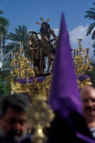 Holy Week (Semana Santa) in Seville, Spain 2003. di Michel Meijer, Fotografia in vendita su Singulart