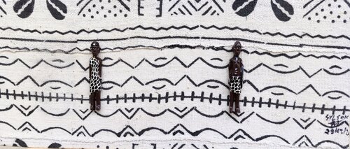 Tribalisme #4 van Mo Lamine Sylla, Textiel te koop op Singulart