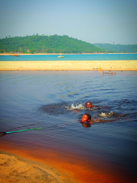 Petits poissons Mo Lamine Sylla