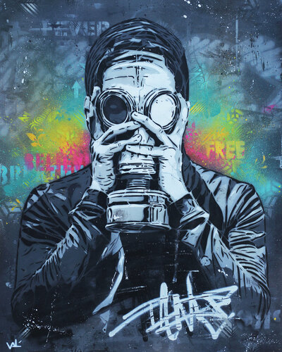 Trapped - Hand-finished print Limited edition di Valérian Lenud, Stampa in vendita su Singulart