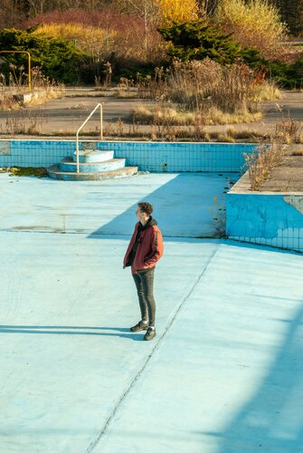 summer remnants di Promenade - Vincent Lecoq, Fotografia in vendita su Singulart