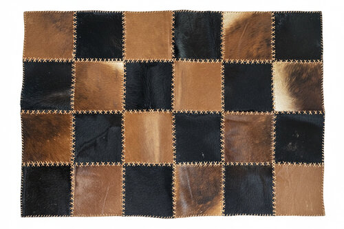 Tricolor Patchwork Cowhide Rug di Hend Al-Batesh, Tessile in vendita su Singulart