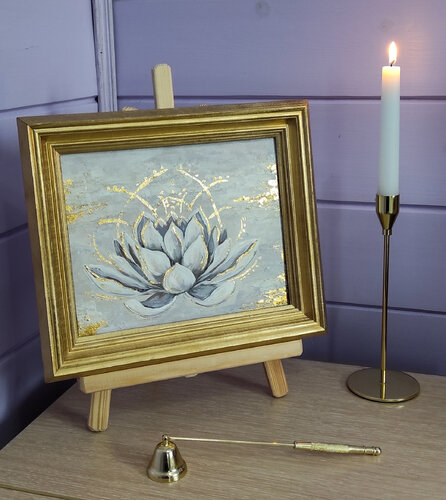 The white lotus. Original art with golden frame di Olga Ponomarenko, Pittura in vendita su Singulart