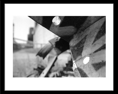 Steel structure - side A by Eric Chabot, 사진 for Sale on Singulart