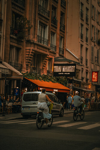 Around The Corner by Camille Brunelet, 사진 for Sale on Singulart