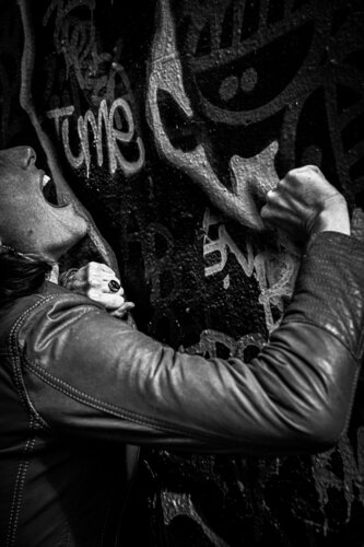 Screams by Camille Brunelet, 사진 for Sale on Singulart